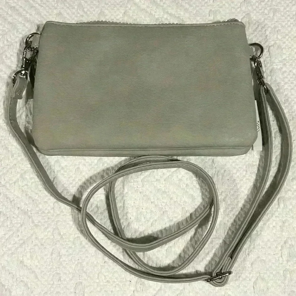 Minicci Silver Tone Metal Faux Gray Leather Crossbody Wallet Purse - Picture 2 of 5